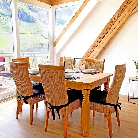 Altes Winzerhaus Am Moselufer - Klosterberg Apartment *