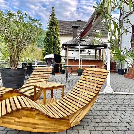 Altes Winzerhaus Am Moselufer - Klosterberg