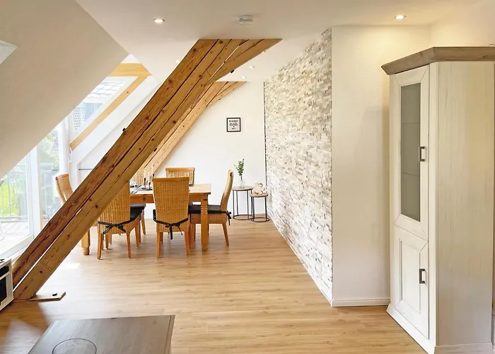 Апартаменты Altes Winzerhaus Am Moselufer - Klosterberg