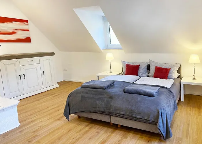 Altes Winzerhaus Am Moselufer - Klosterberg Lägenhet *